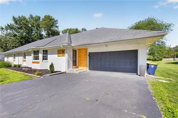 1011 Tam Oshanter Drive, Kansas City, MO 64145