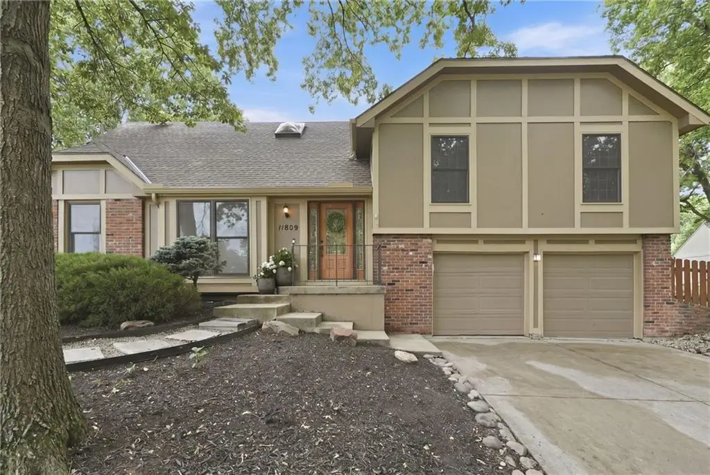11809 Rosehill Road, Overland Park, KS 66210 - #1