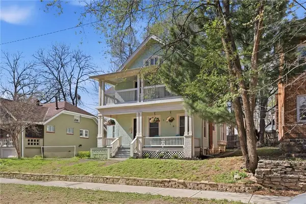 1116 W 41st Terrace, Kansas City, MO 64111