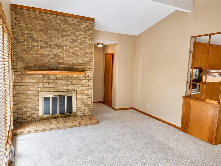 511 Broad Street, Warrensburg, MO 64093 - #3
