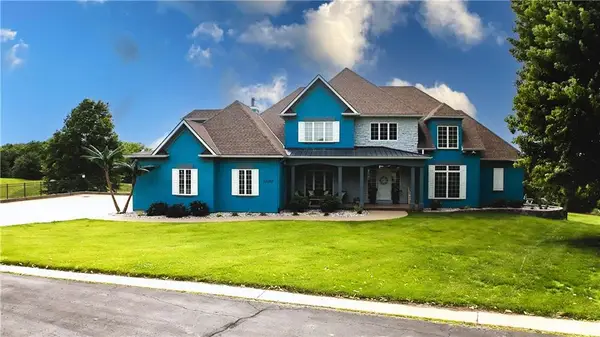 13107 Redbud Boulevard, St Joseph, MO 64505