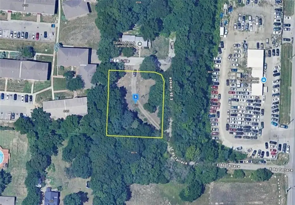 8610 N Harrison Street, Kansas City, MO 64155 - #1