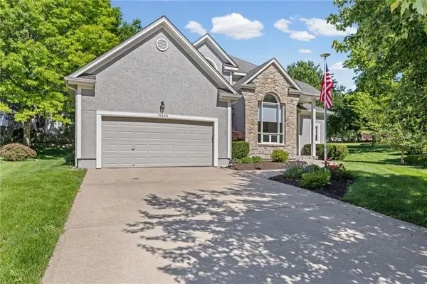 15606 W 79th Terrace, Lenexa, KS 66219