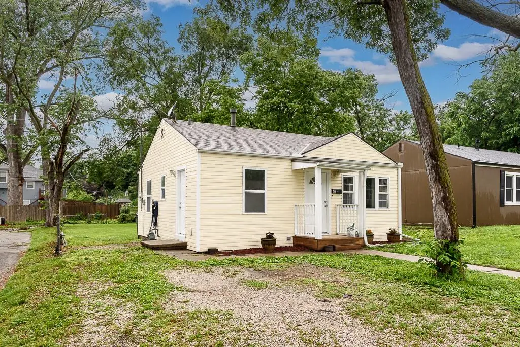 312 Cornell Avenue, Bonner Springs, KS 66012 - #1
