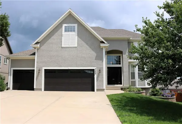 2288 W 131st Street, Olathe, KS 66061