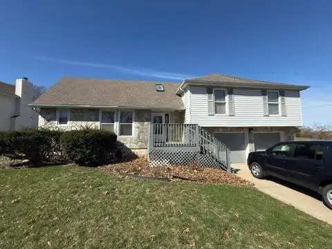 913 NW 37th Street, Blue Springs, MO 64015 - #1