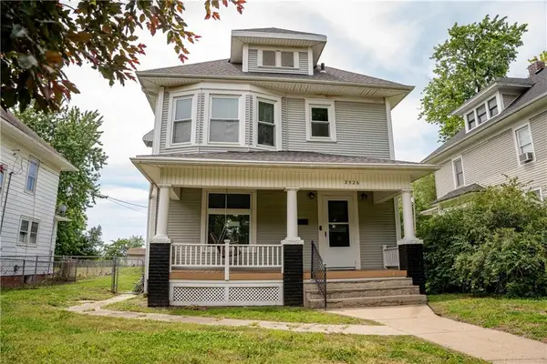 2526 S 17th Street, St Joseph, MO 64503