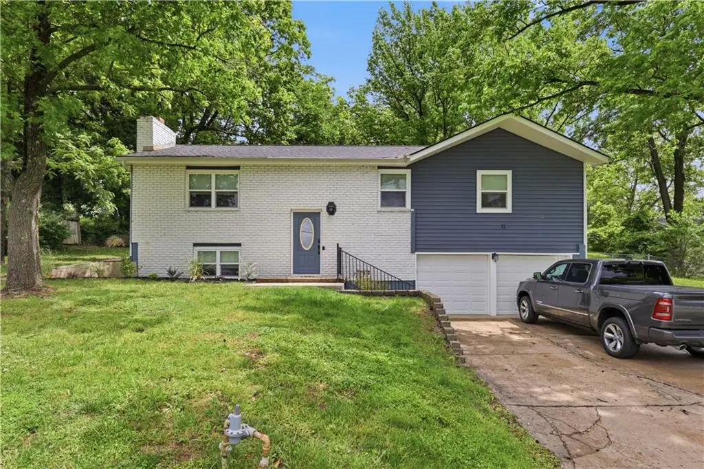 6709 Eastside Drive, Kansas City, MO 64152 - #1