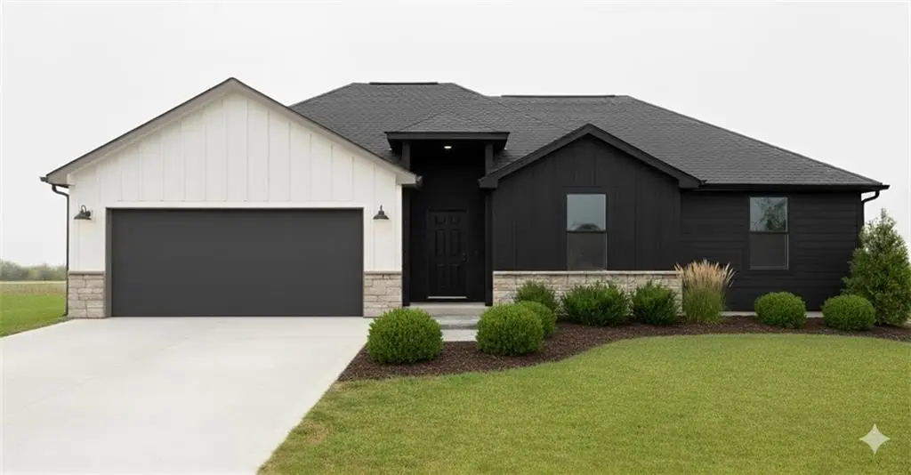612 SE 21st Street, Oak Grove, MO 64075 - #1