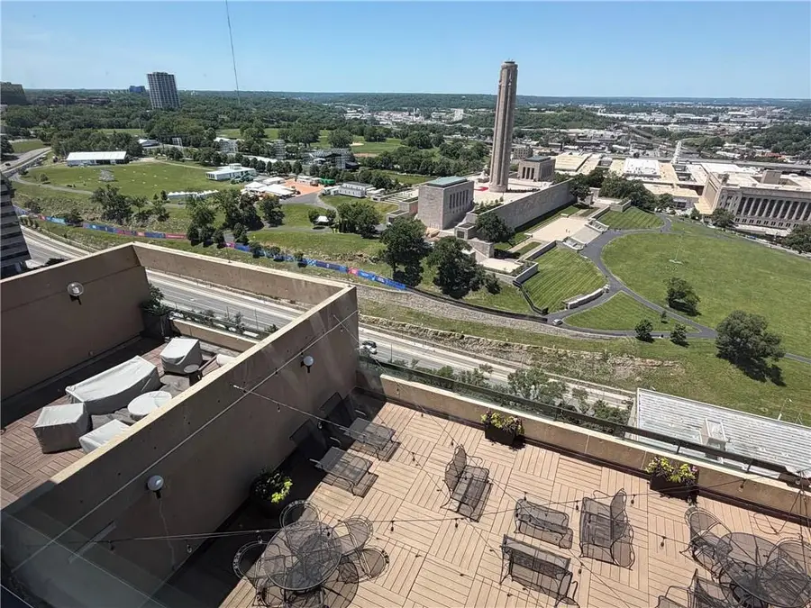 2510 Grand Boulevard #3001, Kansas City, MO 64108 - #3