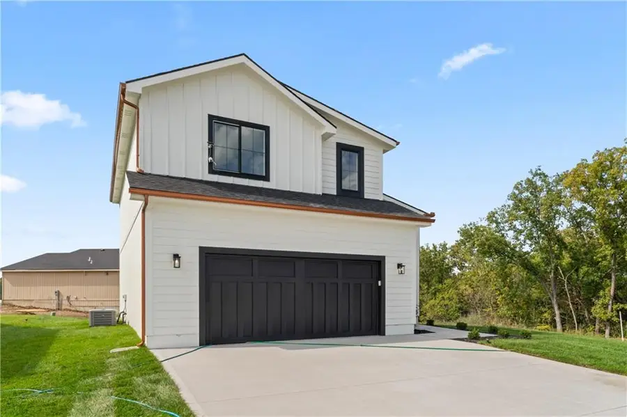2004 SE Oak Ridge Drive, Oak Grove, MO 64075 - #2