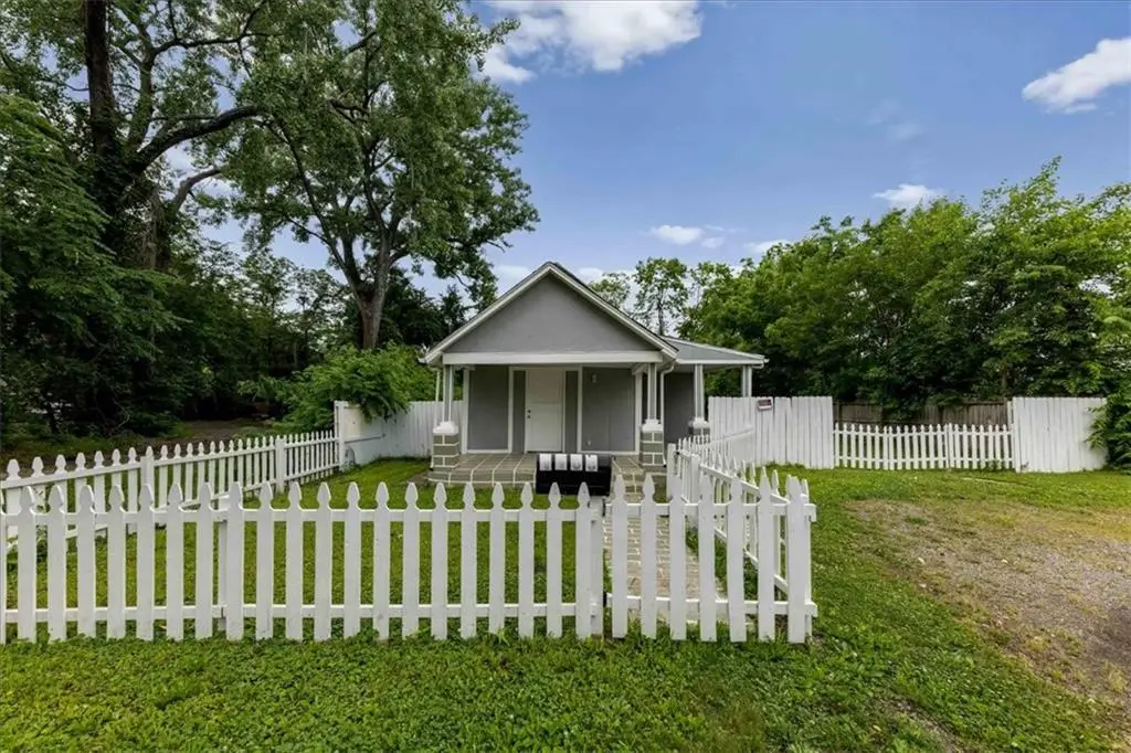 1108 S 39th Street, Kansas City, KS 66106 - #1