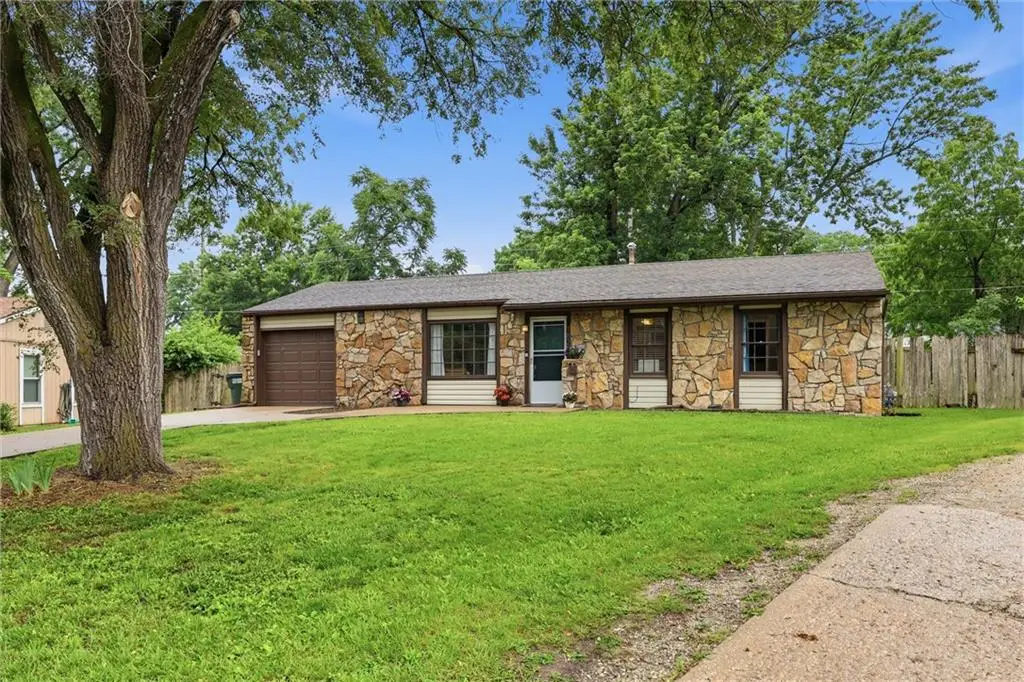 1825 Brook Street, Lawrence, KS 66044 - #1