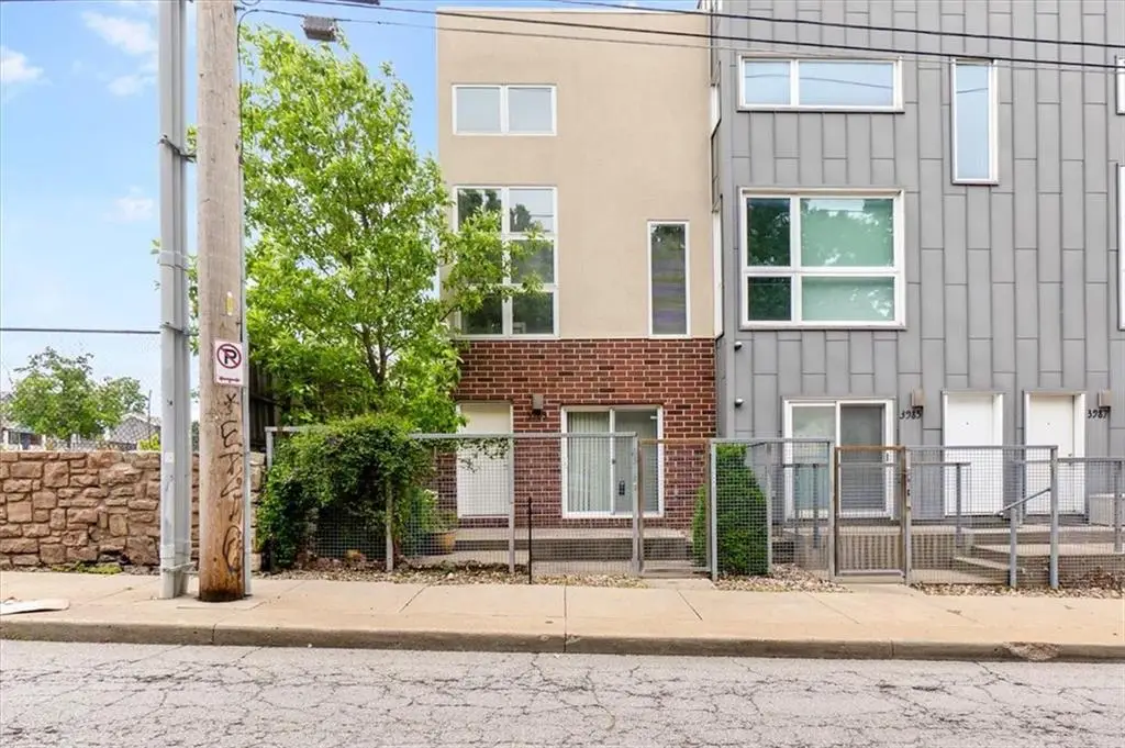 3983 Pennsylvania Avenue, Kansas City, MO 64111 - #1