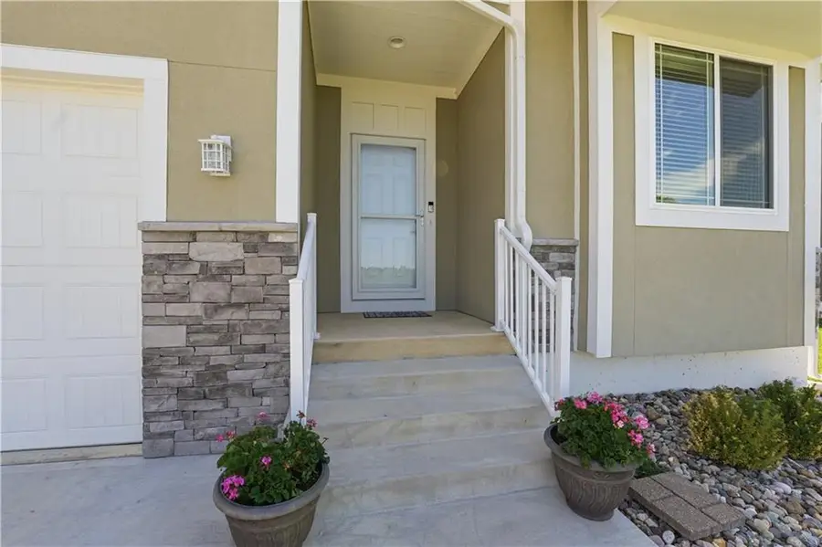 22503 Vincent Street, Peculiar, MO 64078 - #2