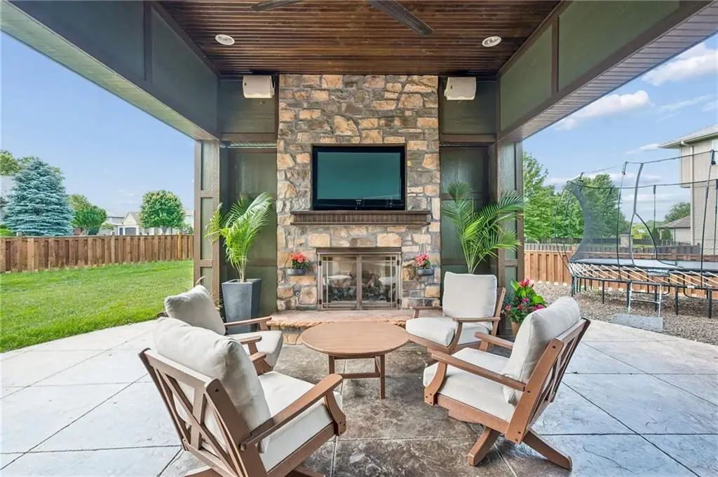 2437 NE Angel Fish Circle, Lees Summit, MO 64086 - #1