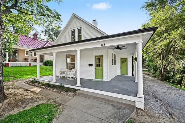 738 Welt Street, Weston, MO 64098