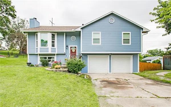 504 Dogwood Drive, Knob Noster, MO 64093