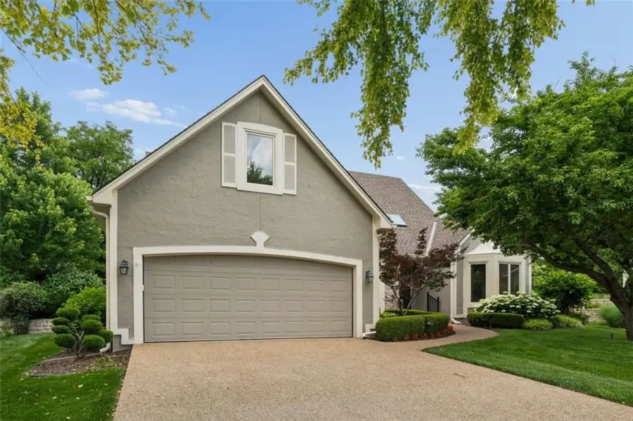 12605 Cedar Street, Leawood, KS 66209 - #2