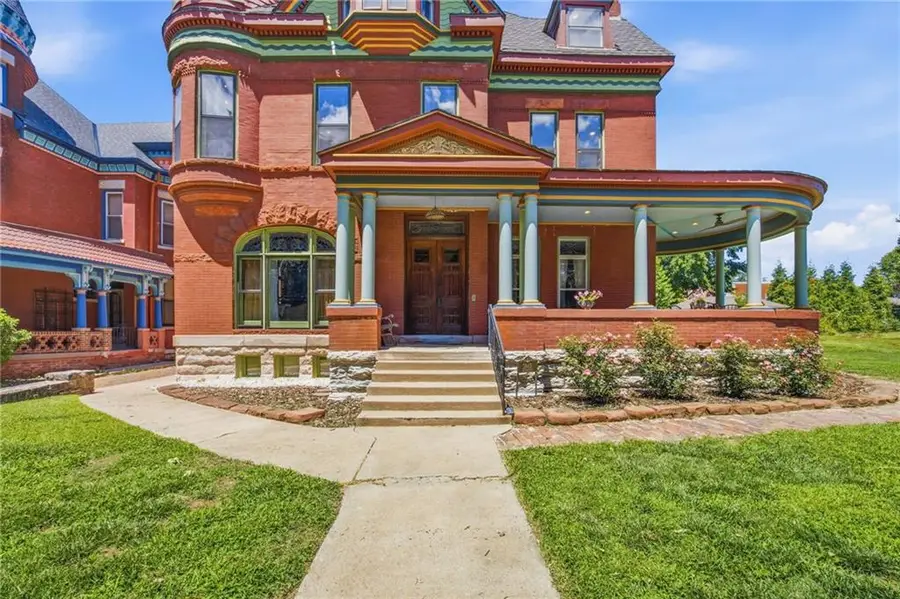 1840 Pendleton Avenue, Kansas City, MO 64124 - #3