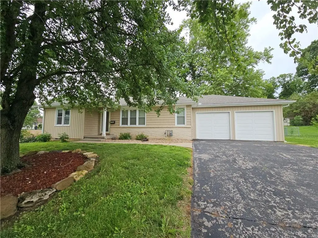 10913 W 50th Terrace, Shawnee, KS 66203 - #1