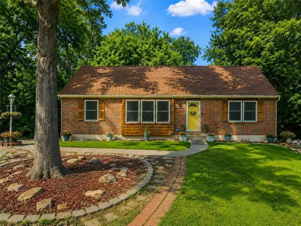 6607 NW Quail Run Drive, Kansas City, MO 64152 - #1