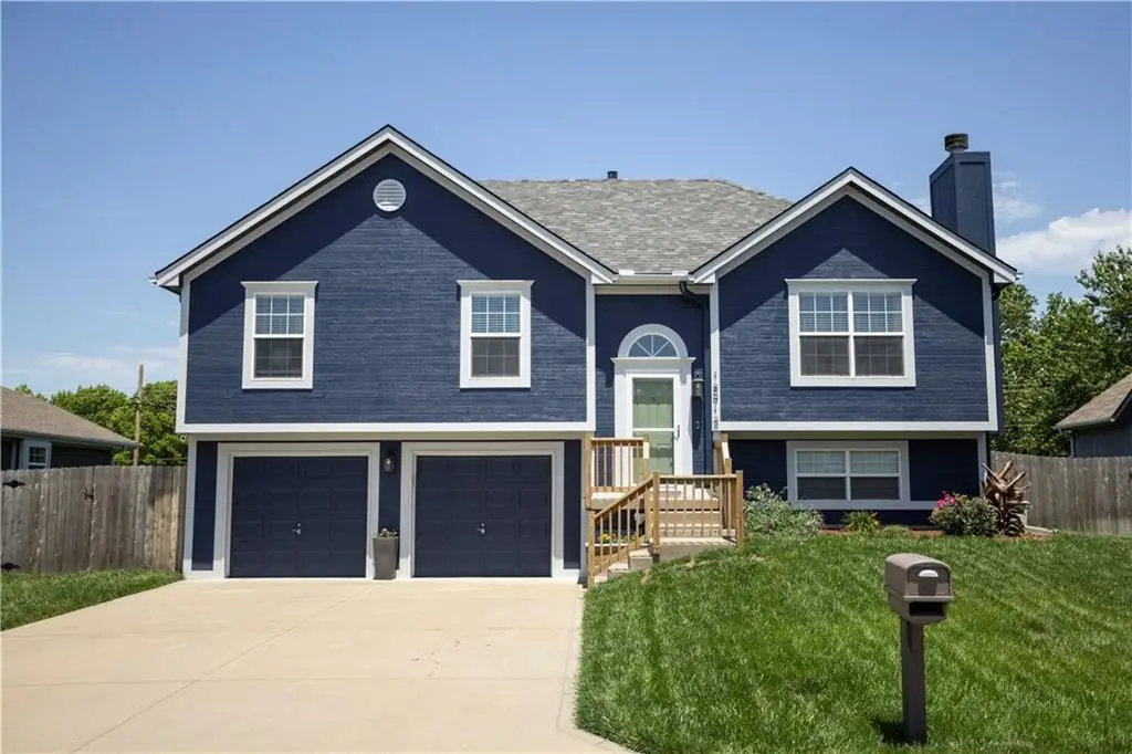 18912 E 12th Street S, Independence, MO 64057 - #1