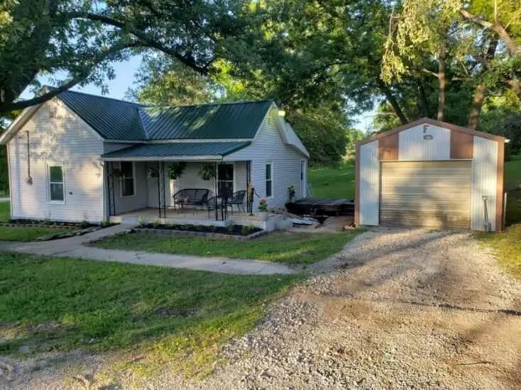 88 N Douglas Street, Kingston, MO 64650 - #1