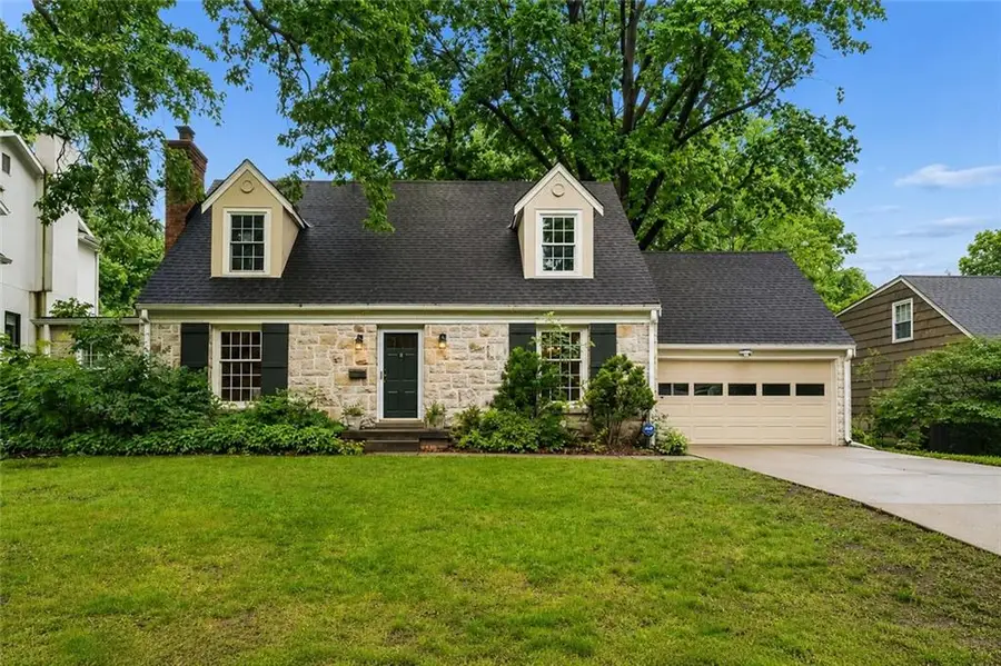 6042 Howe Drive, Fairway, KS 66205 - #2