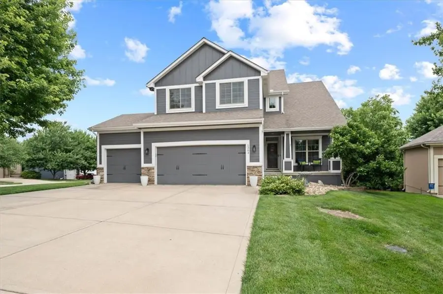 1304 Ashdown Circle, Raymore, MO 64083 - #2