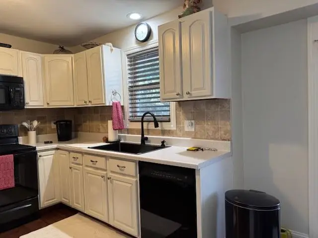 11915 Sycamore Avenue, Grandview, MO 64030 - #3