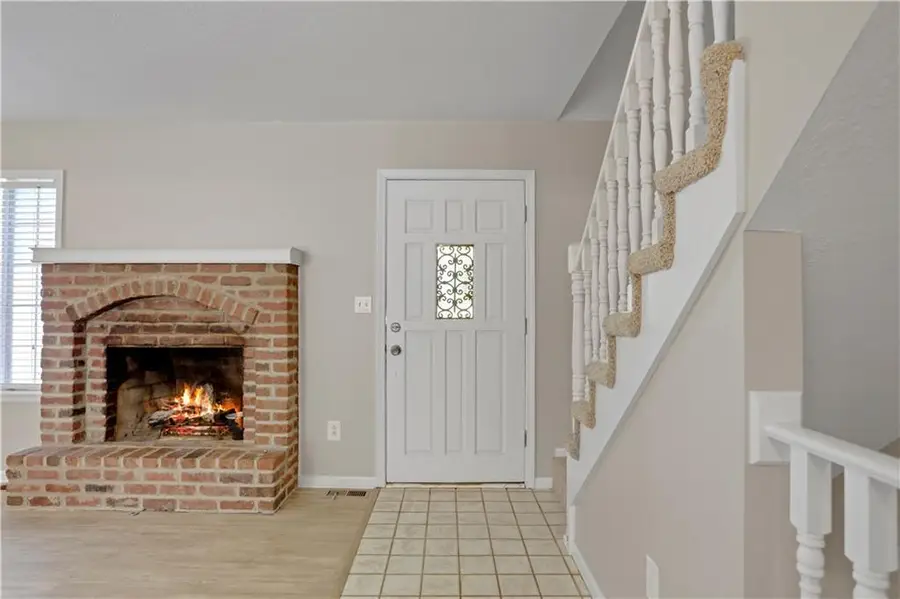 10111 Edelweiss Circle, Merriam, KS 66203 - #3