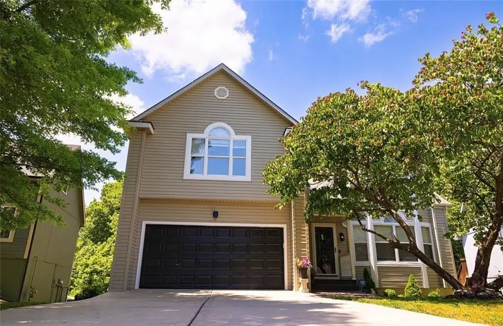 1122 Blue Bird Lane, Liberty, MO 64068 - #1
