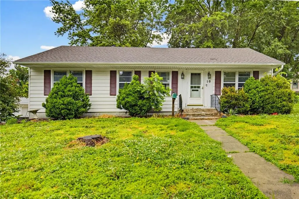 10 W 9th Street, Carrollton, MO 64633 - #1