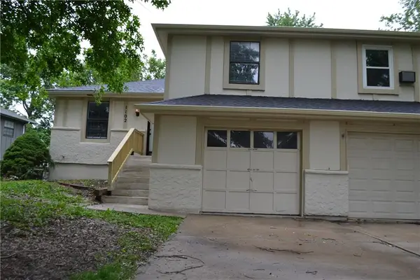 1102 W Sheridan Street, Olathe, KS 66061