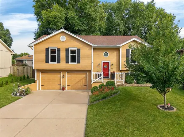 8819 NE 74th Terrace, Kansas City, MO 64158