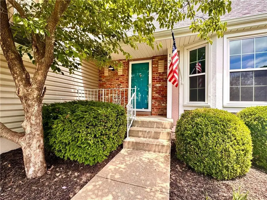 13290 W 113 Street, Overland Park, KS 66210 - #3