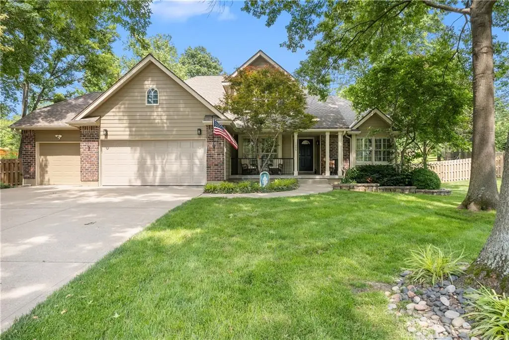 1006 SW 44th Street Drive, Blue Springs, MO 64015 - #1