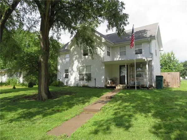 707 Linn Street, Valley Falls, KS 66088