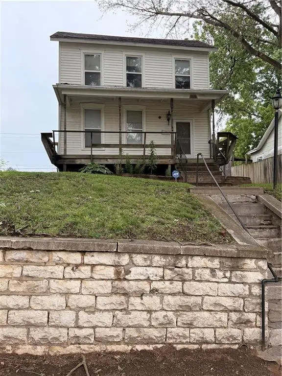 1917 Jones Street, Saint Joseph, MO 64501 - #1