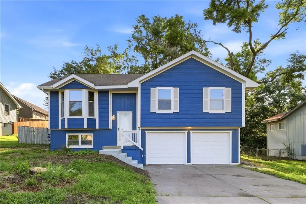 905 S Washington Avenue, Knob Noster, MO 65336 - #1