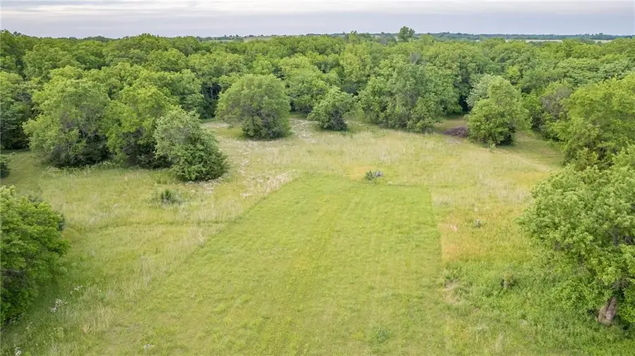 21738 Saddle Creek Drive, Harveyville, KS 66431 - #2