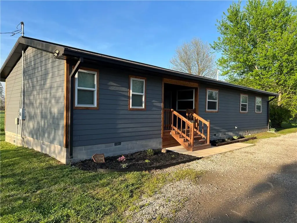380 S 190th Street, Pittsburg, KS 66762 - #1