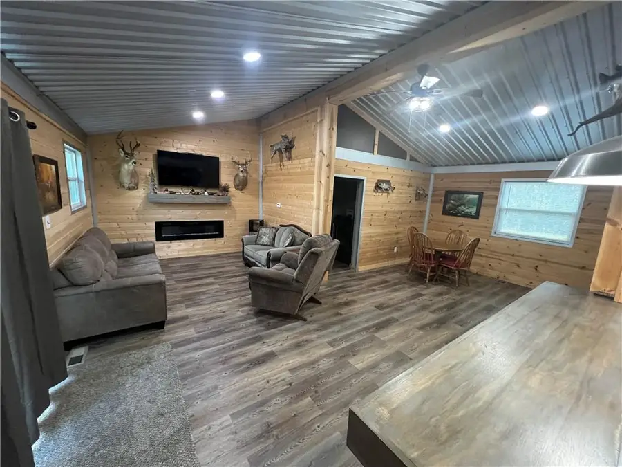 380 S 190th Street, Pittsburg, KS 66762 - #2