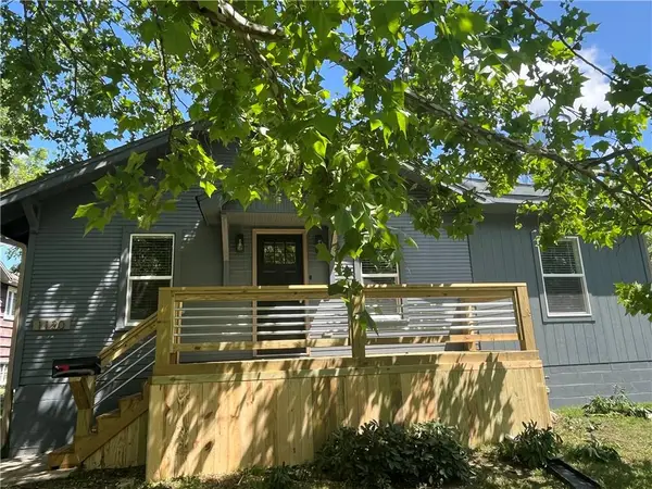 1120 Pacific Avenue, Osawatomie, KS 66064