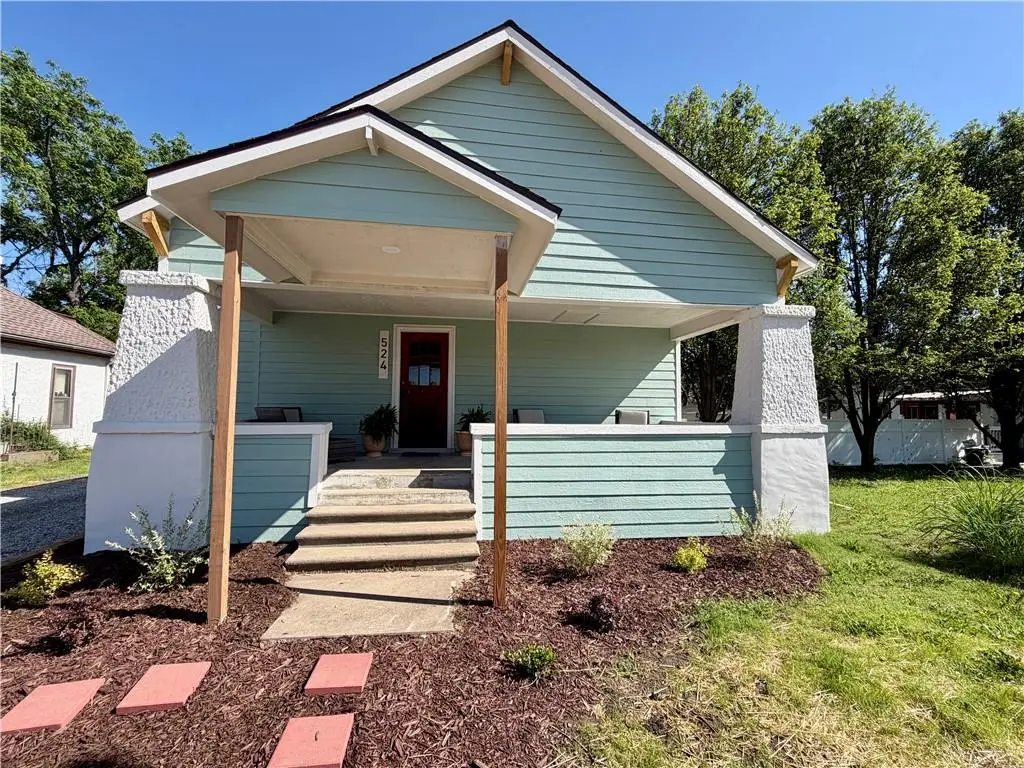 524 Parker Avenue, Osawatomie, KS 66064 - #1