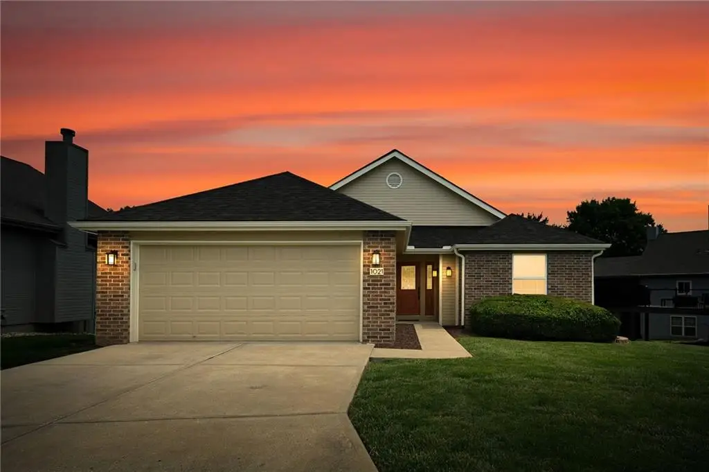 1021 SW 8th Street, Lees Summit, MO 64081 - #1