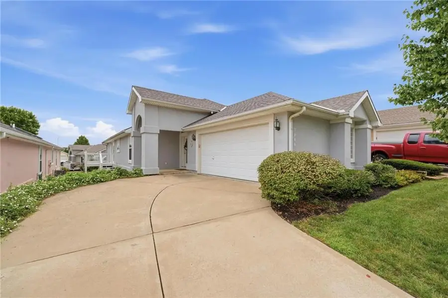 7904 N Cherry Street, Kansas City, MO 64118 - #2