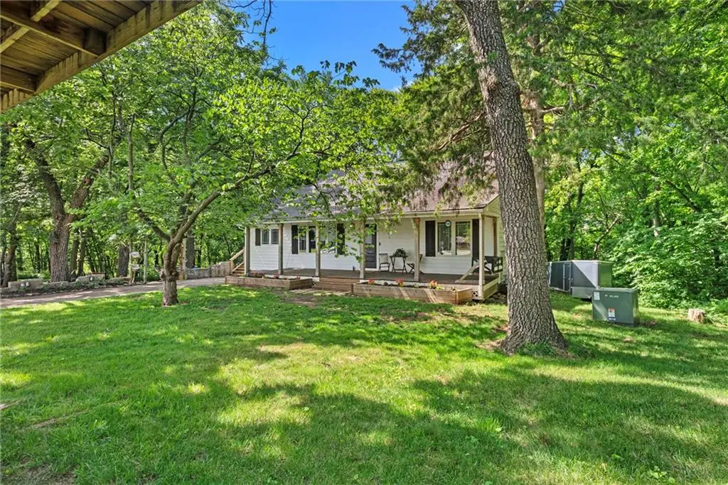 27800 Wonka Drive, Louisburg, KS 66053 - #1