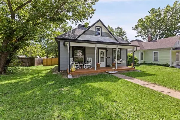 619 N Main Street, Ottawa, KS 66067